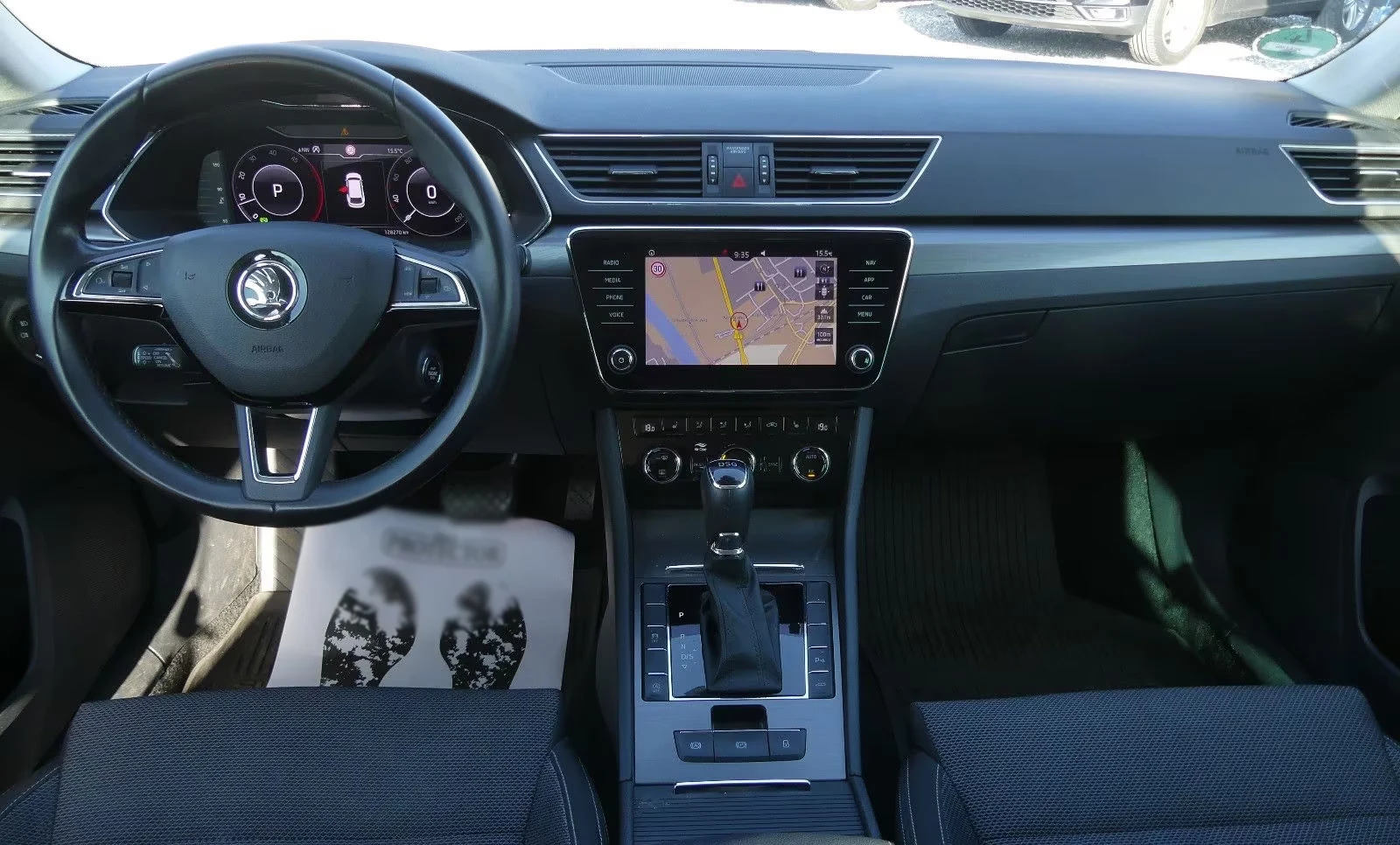 Skoda Superb STYLE/190HP/LED/NAVI/CAM/ACC/DIGITAL/649v - изображение 6
