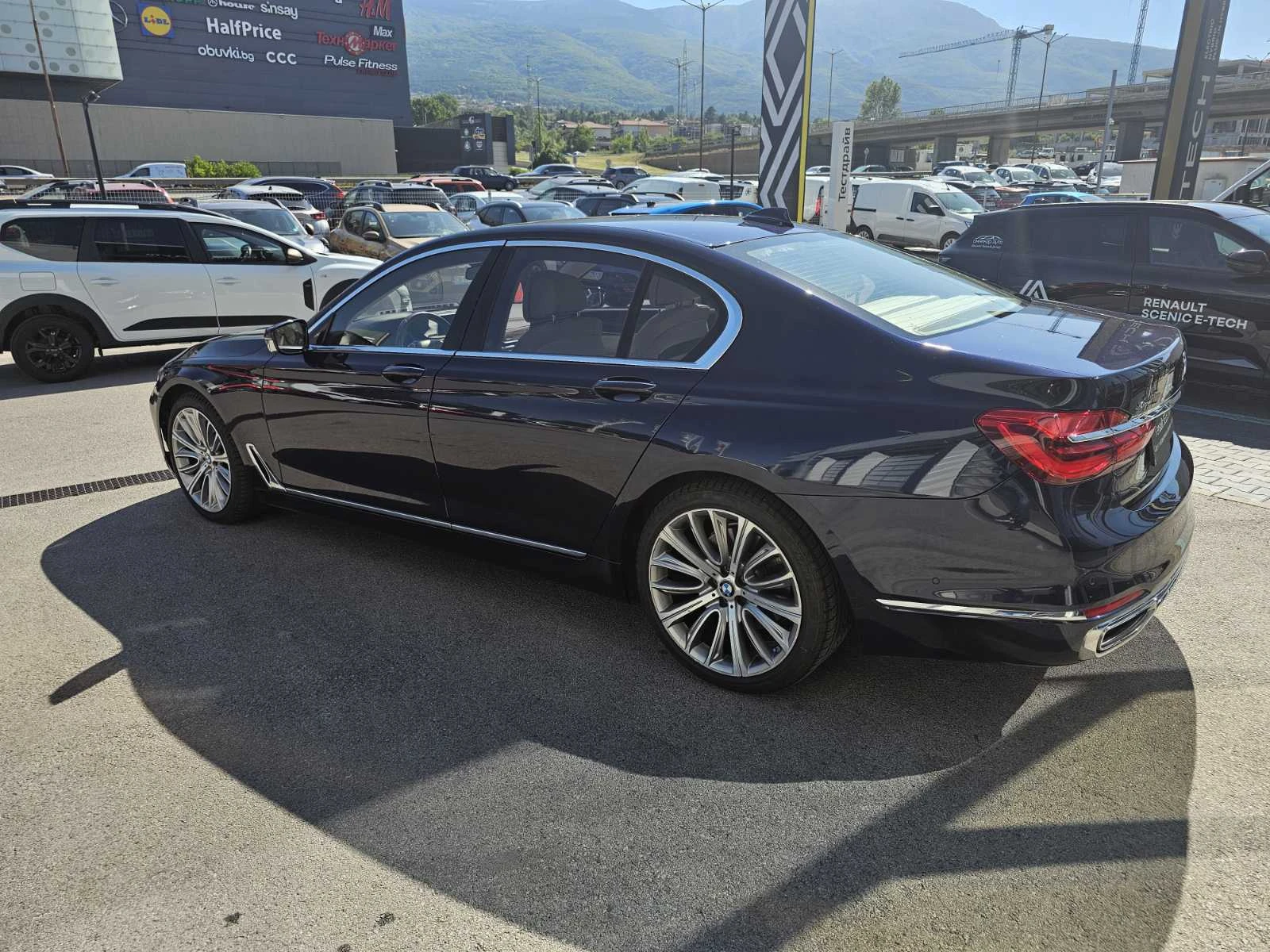 BMW 730 7 3.0 LCI, facelift 4x4 - изображение 4