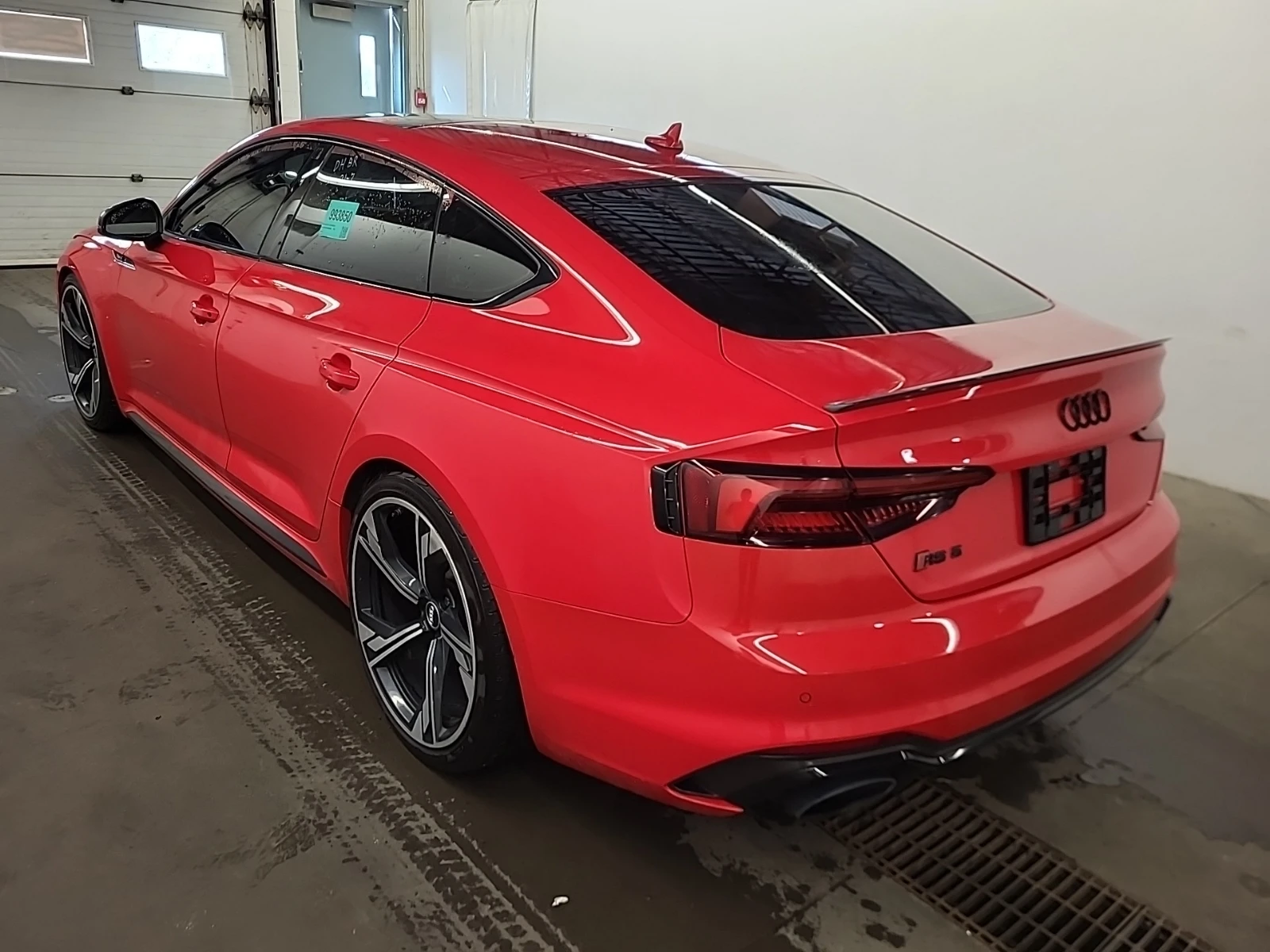 Audi Rs5 * CARFAX* АВТОФИНАНСИРАНЕ БЕЗ ПЪРВОНАЧАЛНА ВНОСКА! - изображение 4