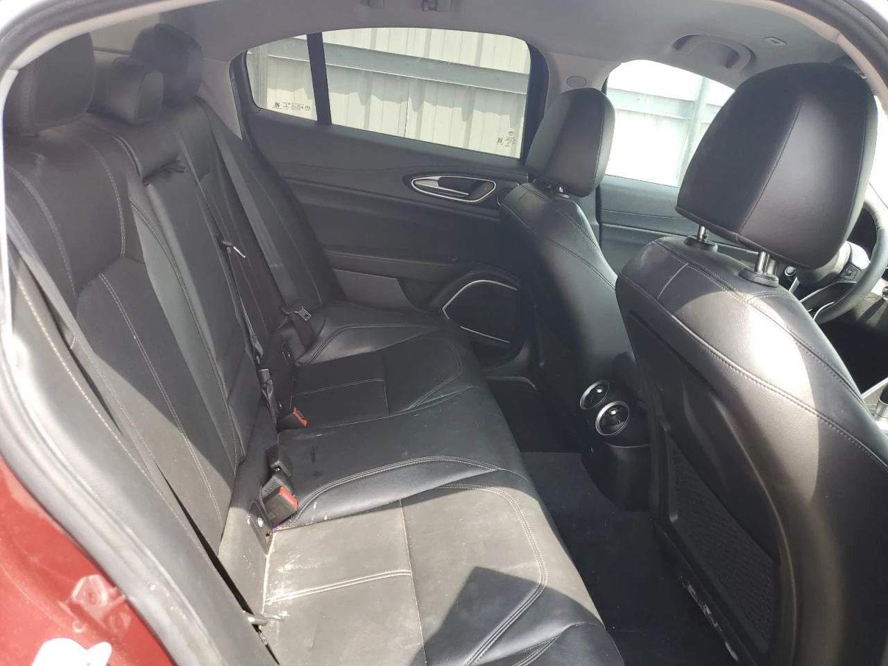 Alfa Romeo Giulia Keyless Go /   / LED /  /   | Mobile.bg   10