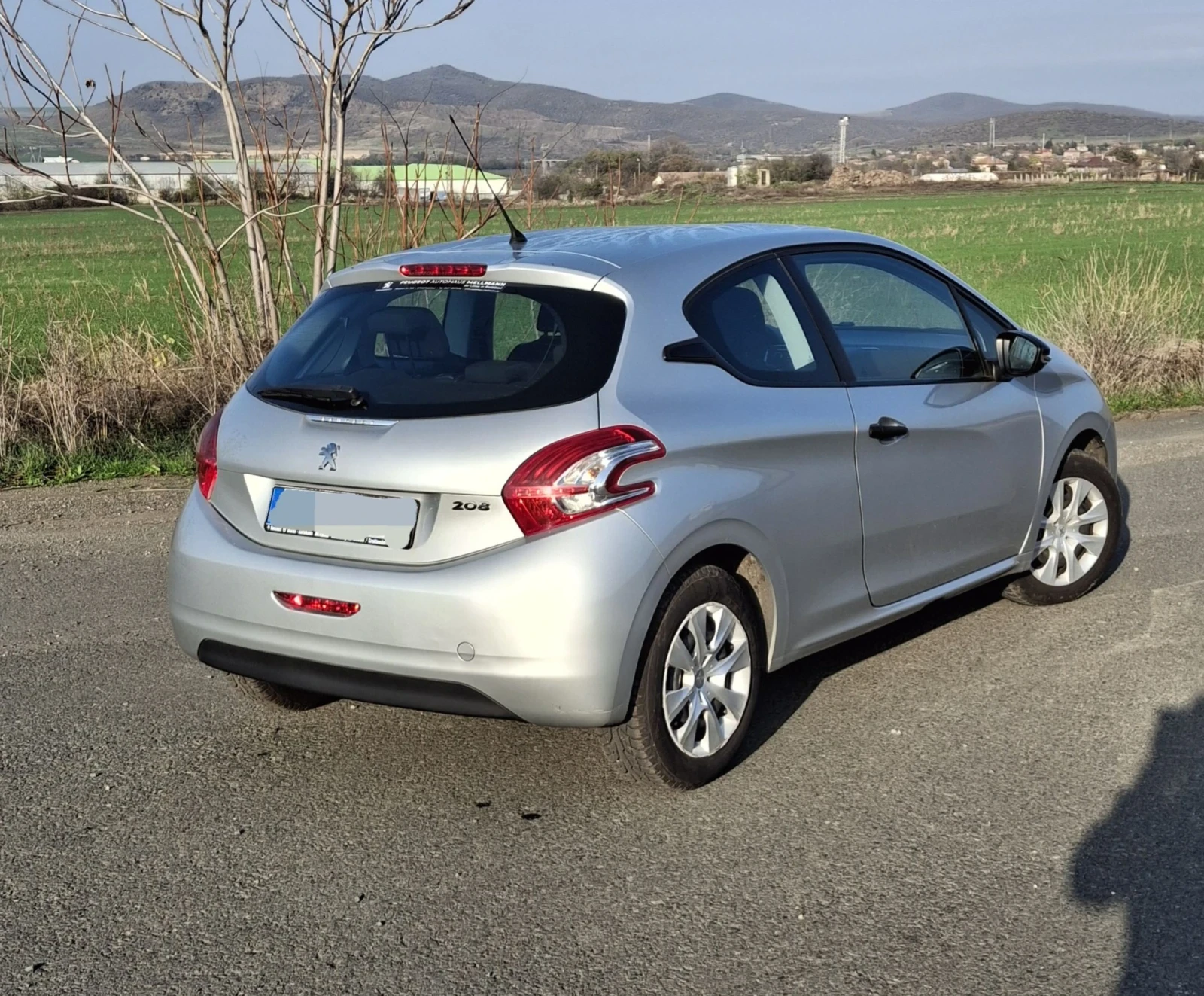 Peugeot 208 51000км - изображение 4
