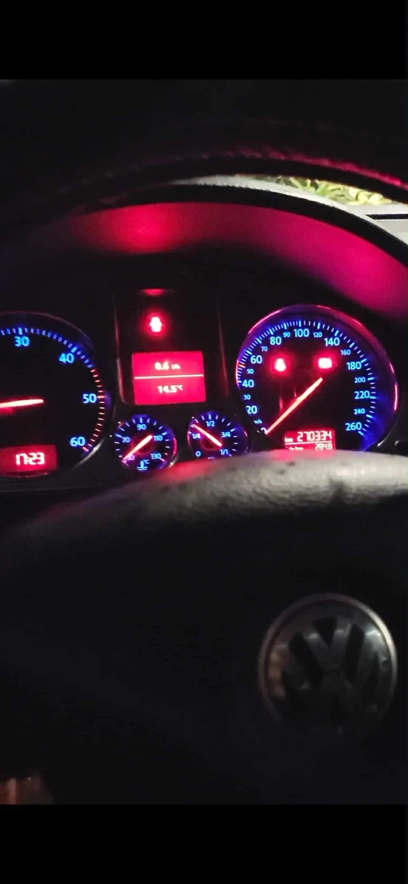 VW Passat 2.0 tdi - изображение 4