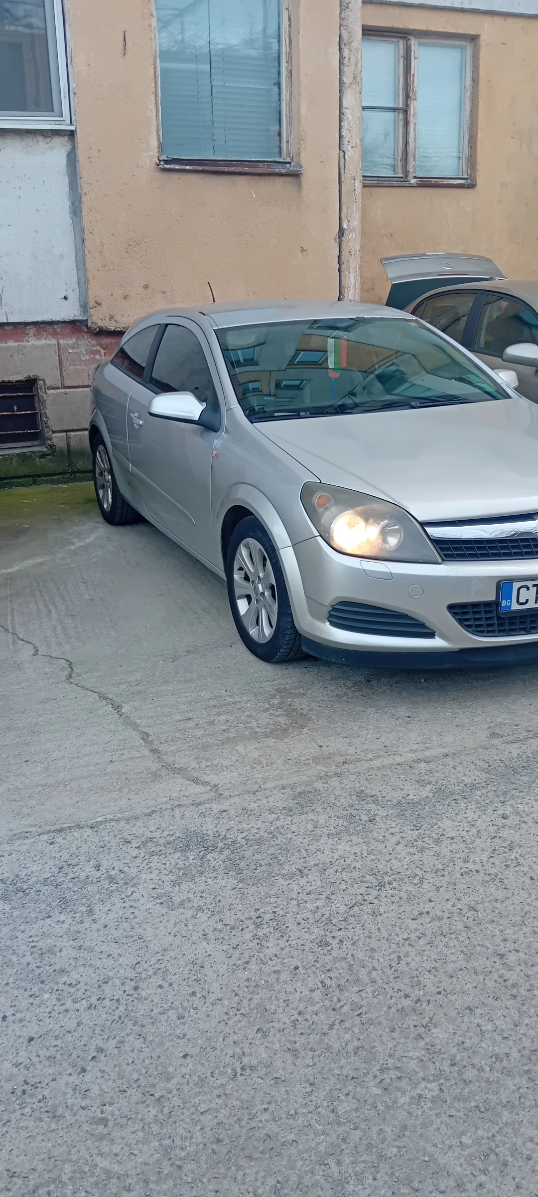 Opel Astra 1.6  - изображение 7