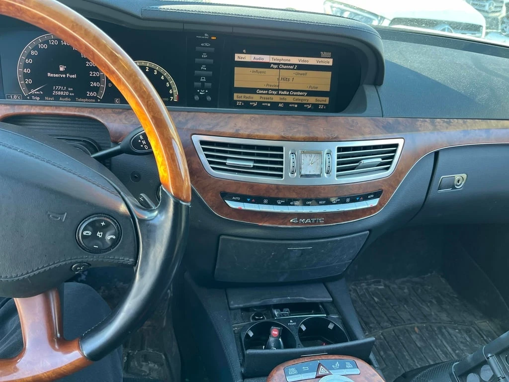 Mercedes-Benz S 500 * 4.7L V8 * CARFAX * ЦЕНА ДО БГ - изображение 9