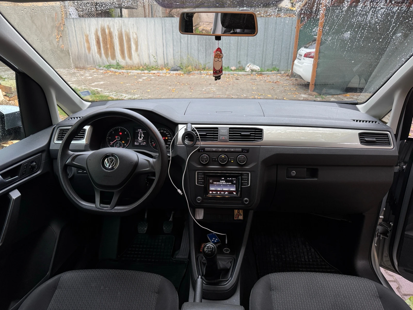 VW Caddy 2.0TDI | 6+ 1 | 4 ключа - изображение 9