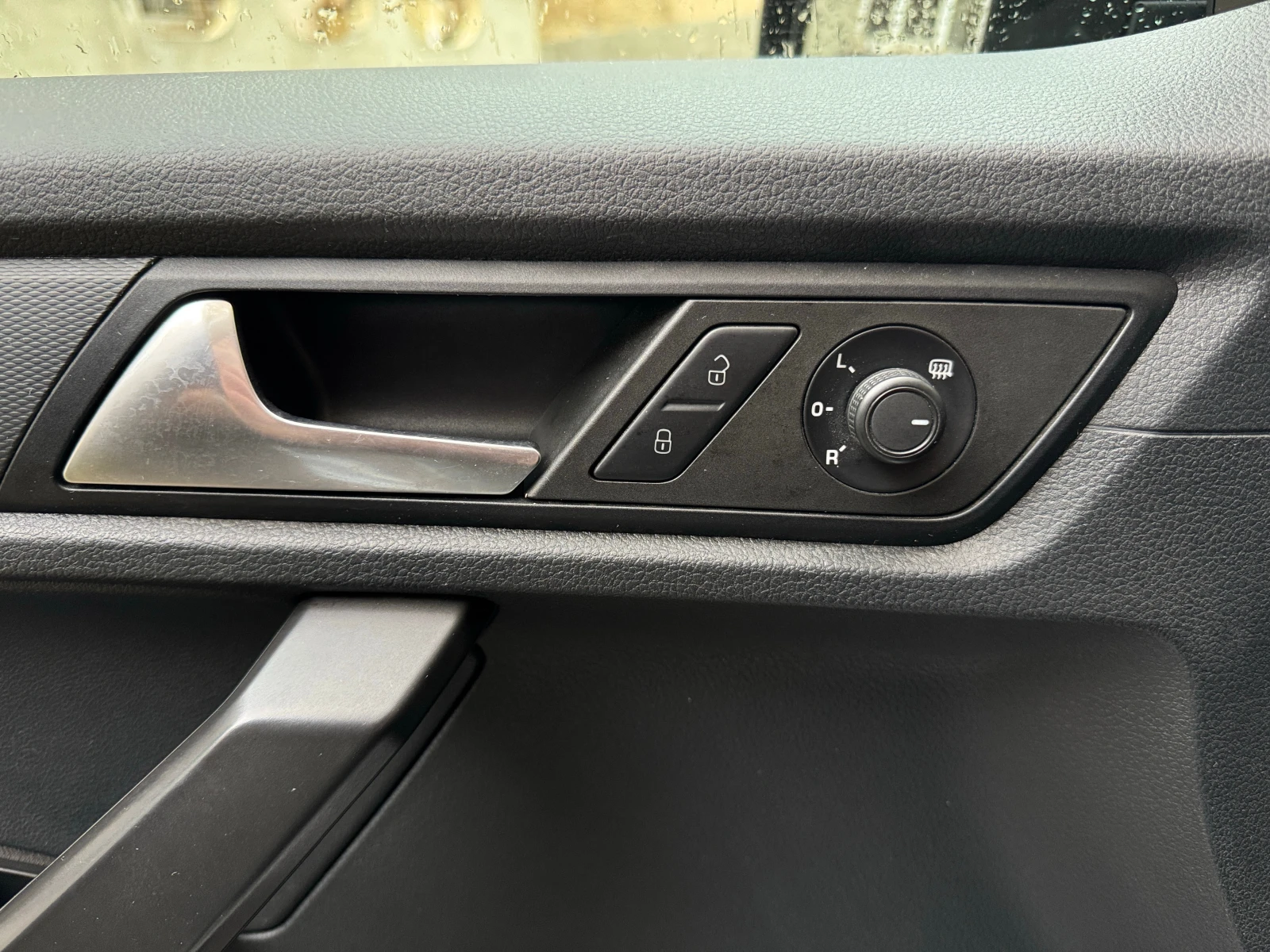 VW Caddy 2.0TDI | 6+ 1 | 4 ключа - изображение 7