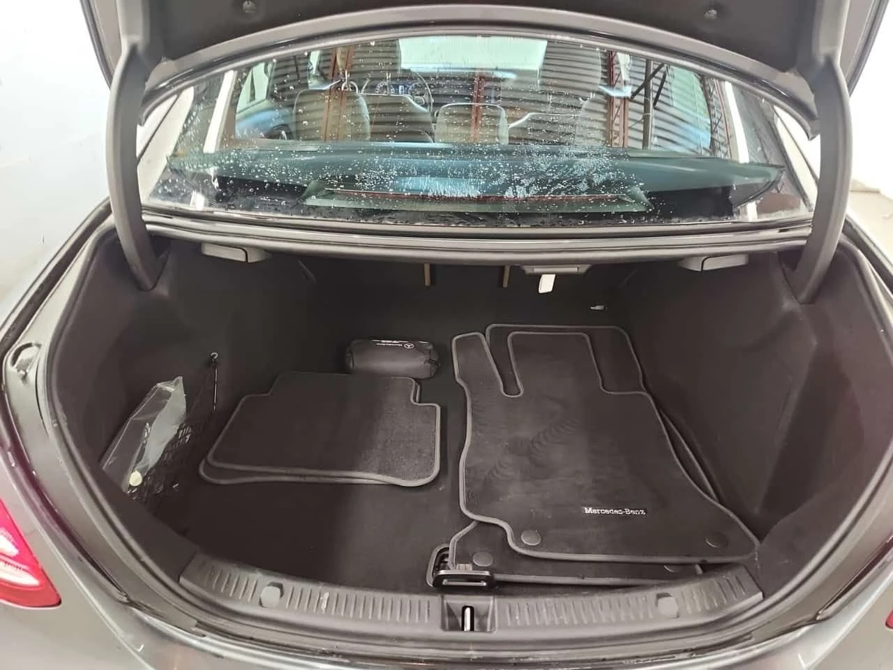 Mercedes-Benz E 300 * CARFAX * ���� �� �� | Mobile.bg � ����������� 12