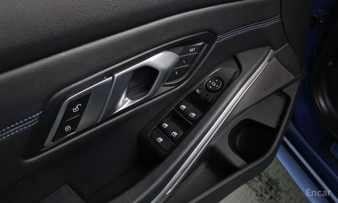 BMW 320 M-Pack* LASER* HARMAN KARDON* HEAD-UP* 360 CAM* , снимка 7 - Автомобили и джипове - 53866758