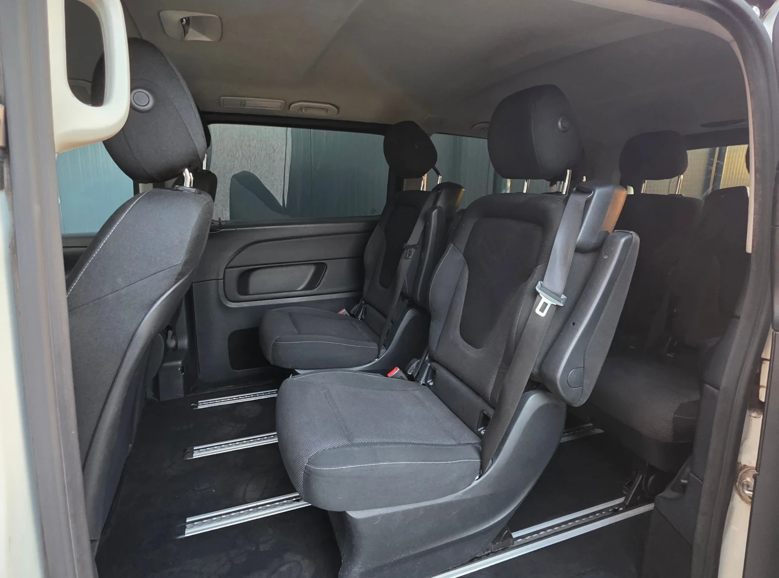 Mercedes-Benz V 300 Mercedes V220d PREMIUM* ASSIST* Burmester* 7 ����� | Mobile.bg � ����������� 12