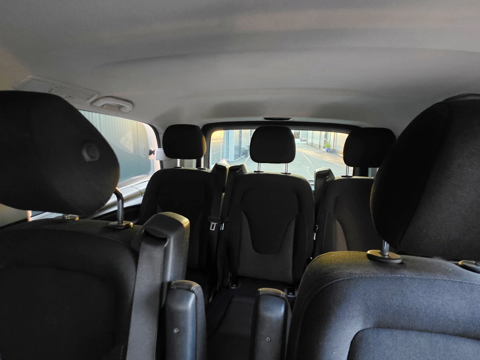 Mercedes-Benz V 300 Mercedes V220d PREMIUM* ASSIST* Burmester* 7 ����� | Mobile.bg � ����������� 10