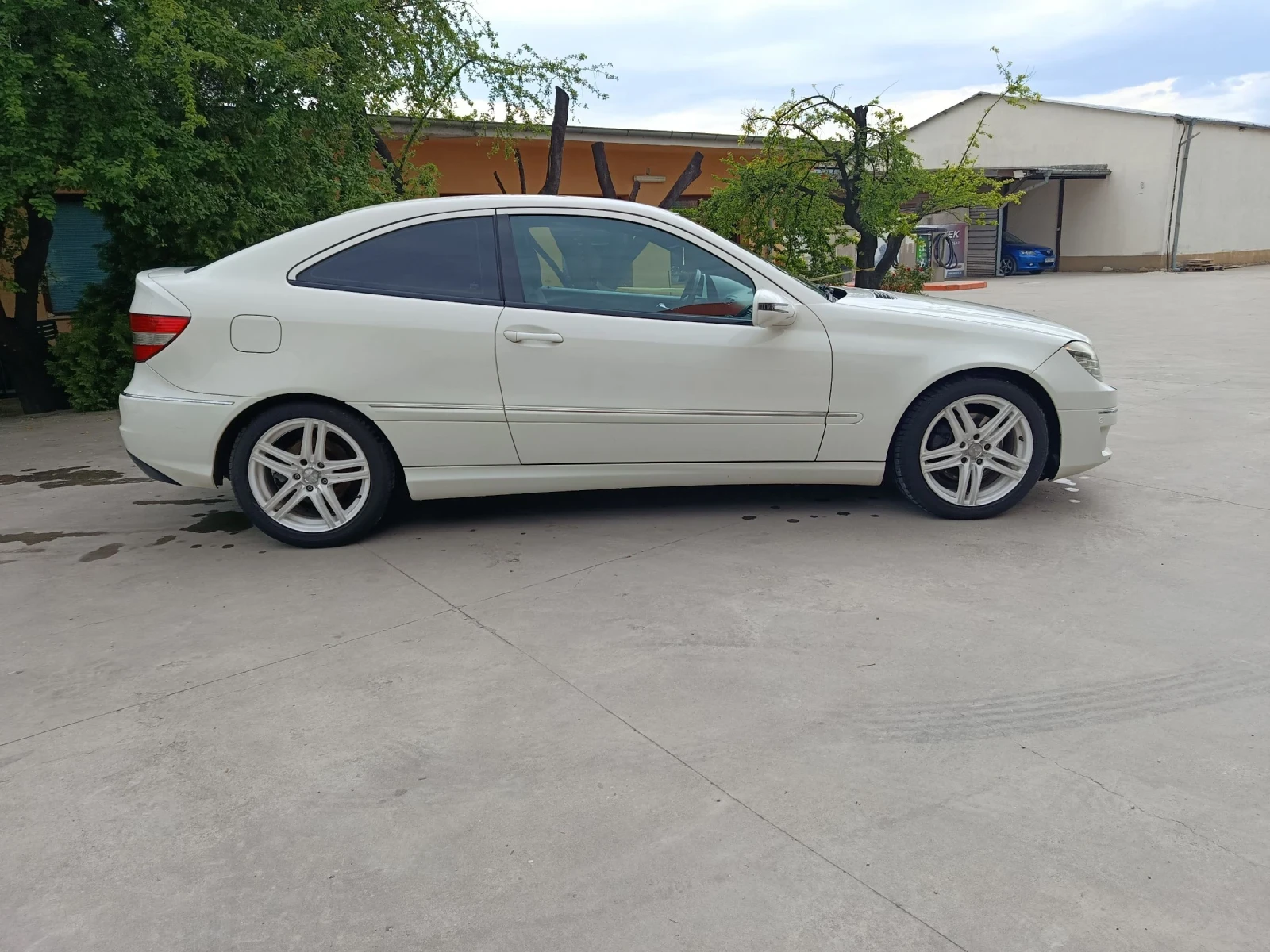 Mercedes-Benz CLC 200 2.0 ������ 184 �.�. 2010 � sport coupe | Mobile.bg � ����������� 6