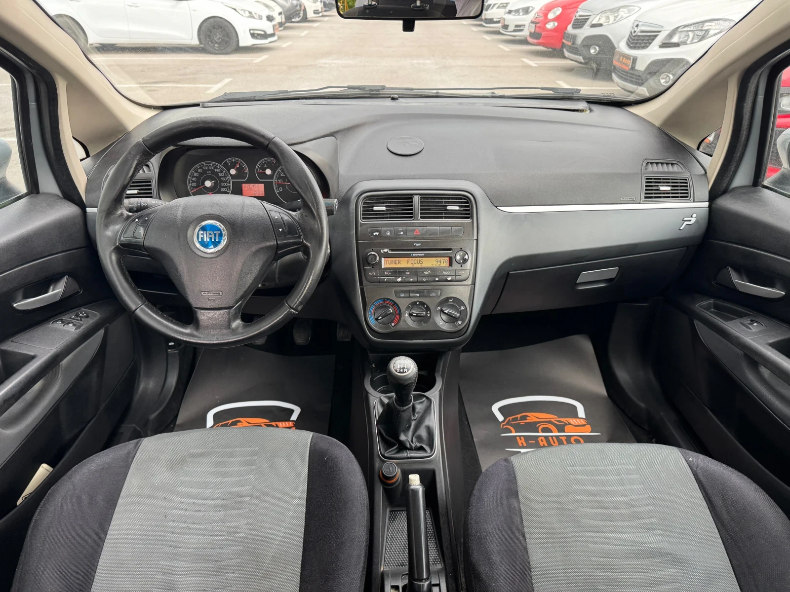 Fiat Punto 1.3 MJet, снимка 5 - Автомобили и джипове - 54731507