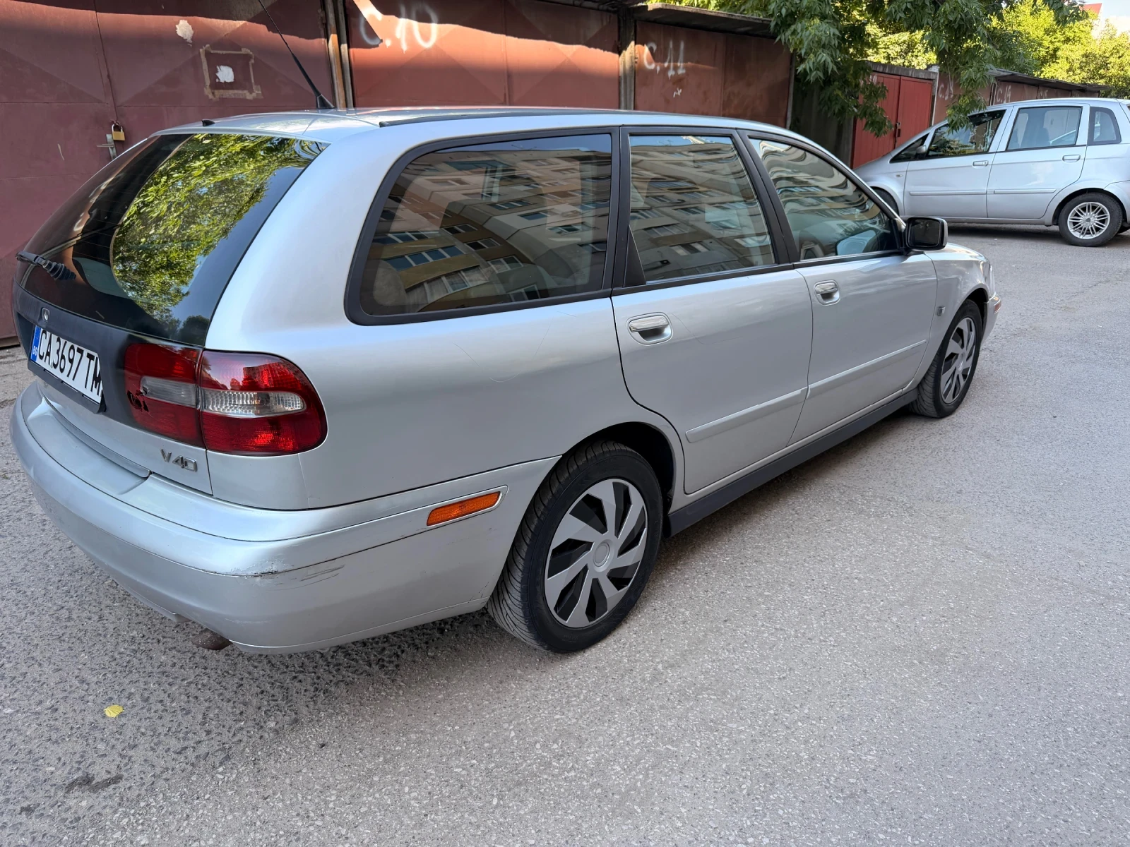 Volvo V40, снимка 5 - Автомобили и джипове - 54840833