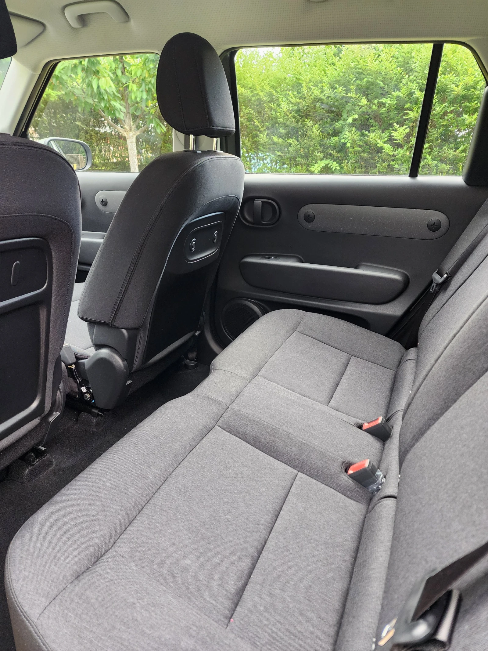 Hyundai Inster, снимка 10 - Автомобили и джипове - 54874490