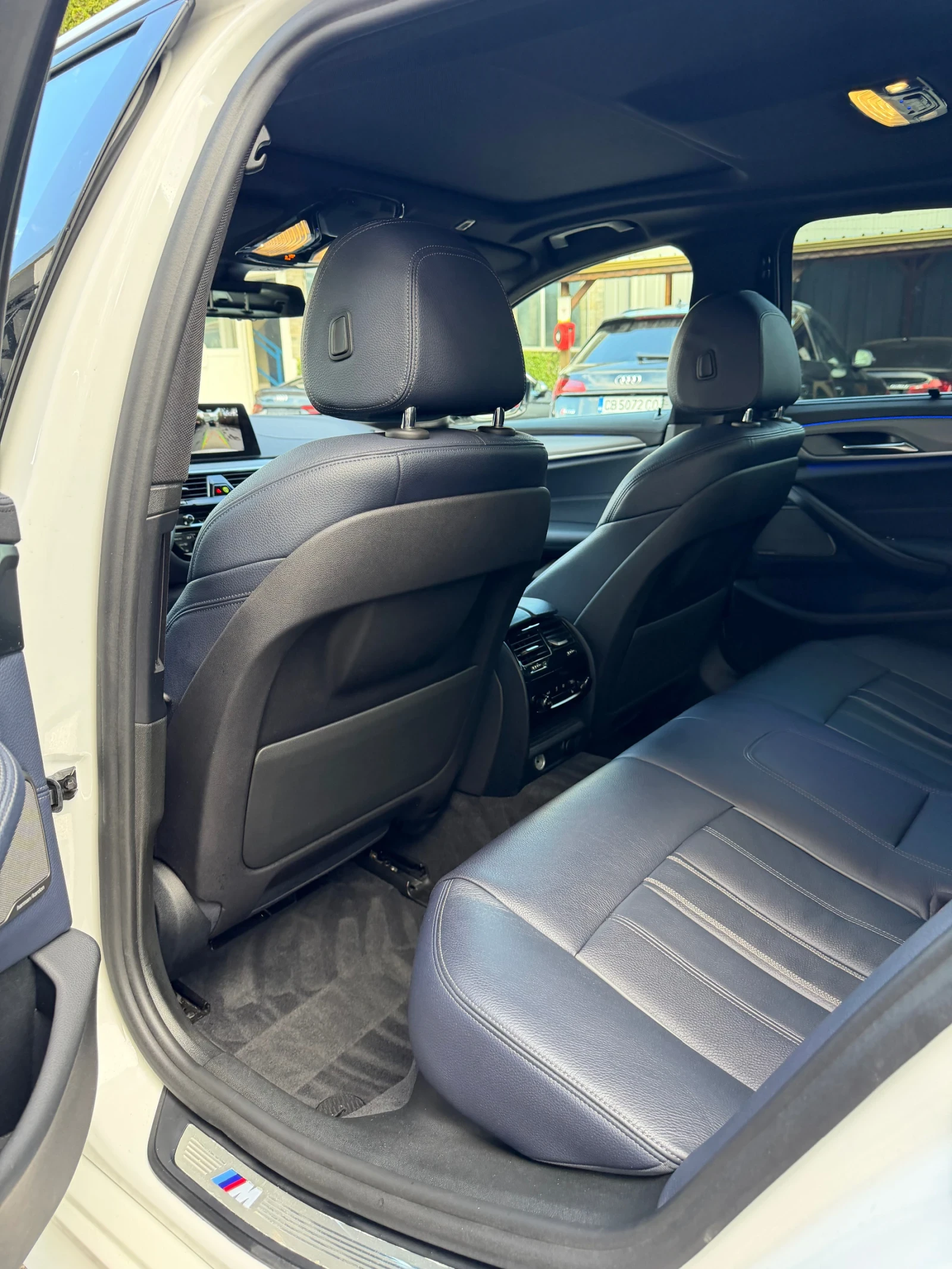 BMW 540 M-pck xDrive, снимка 9 - Автомобили и джипове - 54886265