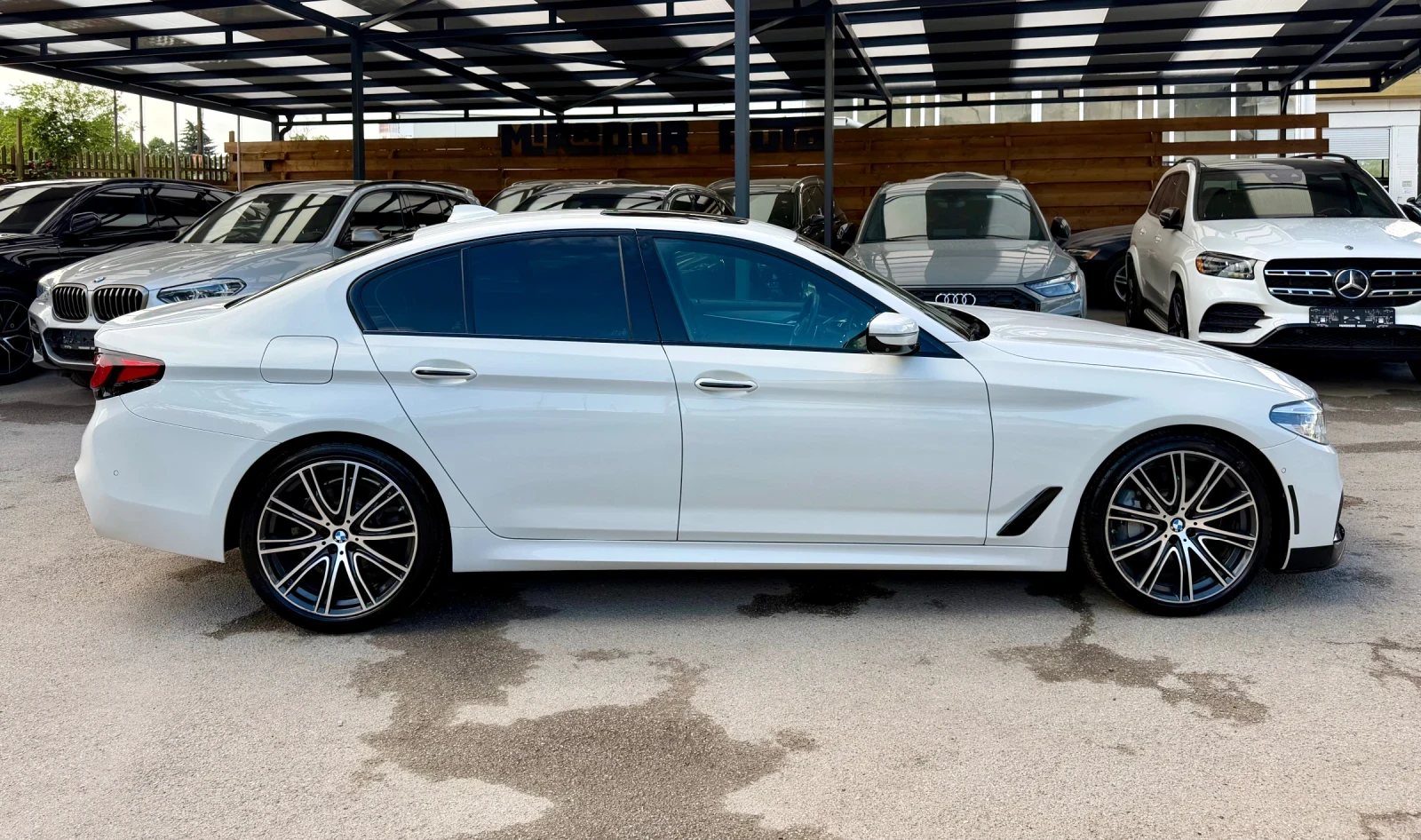 BMW 540 M-pck xDrive, снимка 5 - Автомобили и джипове - 54886265