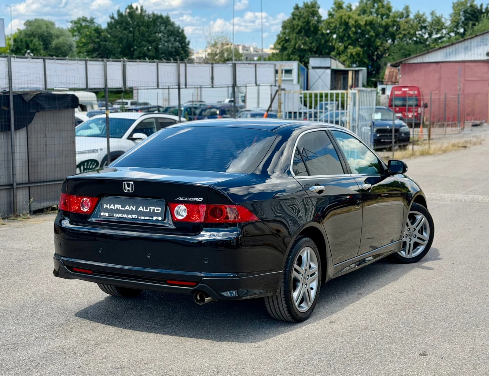 Honda Accord 2.0i Special Edition Face Automatic Navi 176х.км, снимка 4 - Автомобили и джипове - 55154853