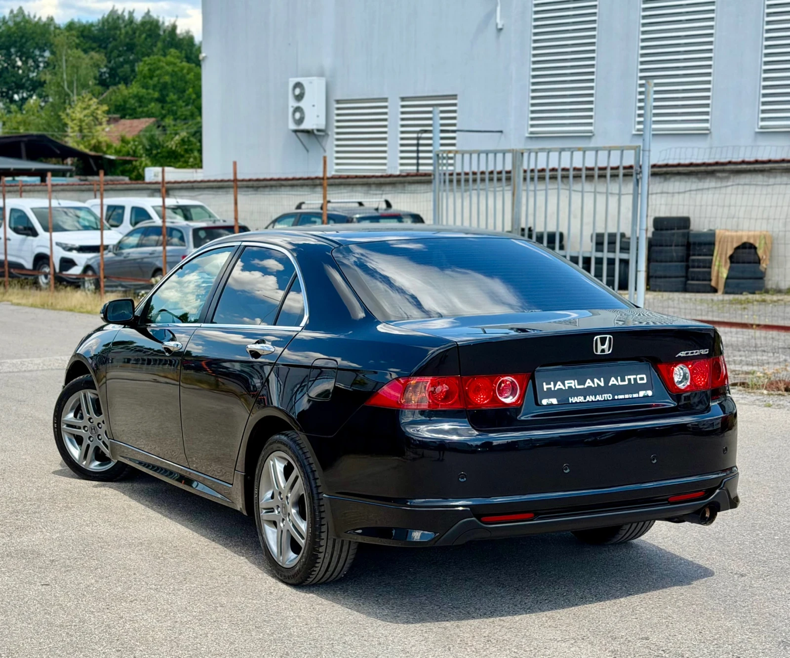 Honda Accord 2.0i Special Edition Face Automatic Navi 176х.км, снимка 3 - Автомобили и джипове - 55154853