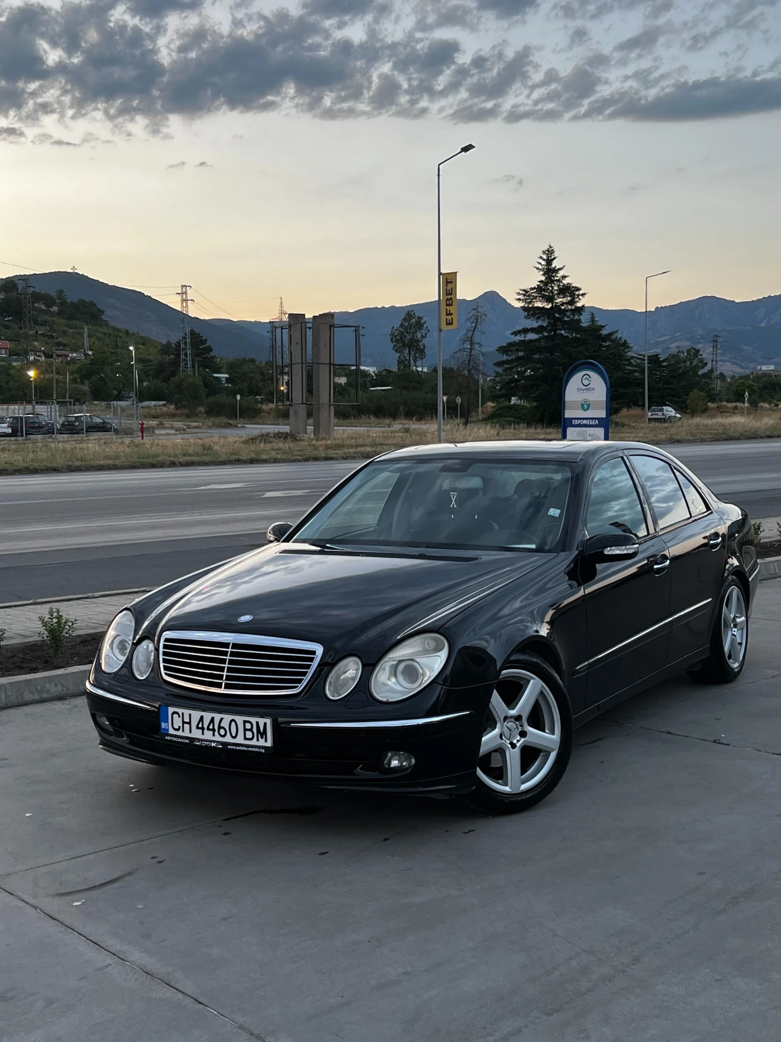 Mercedes-Benz E 320