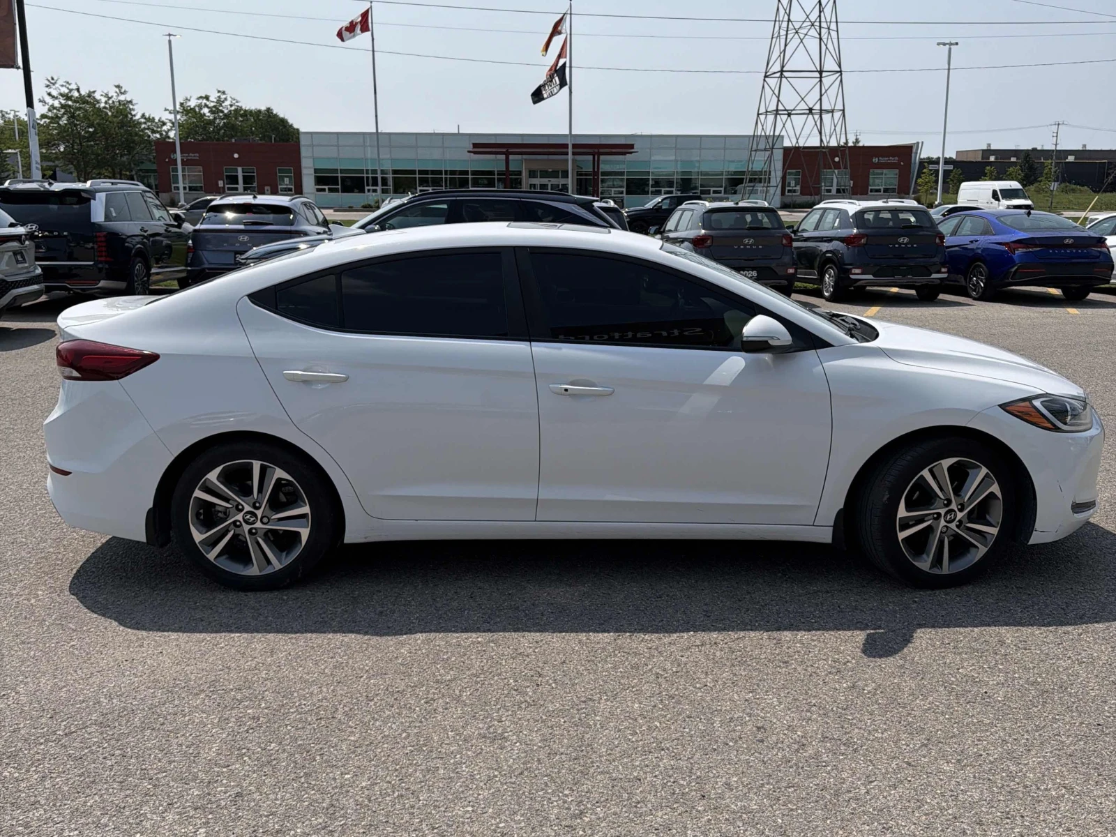 Hyundai Elantra, снимка 3 - Автомобили и джипове - 55703807