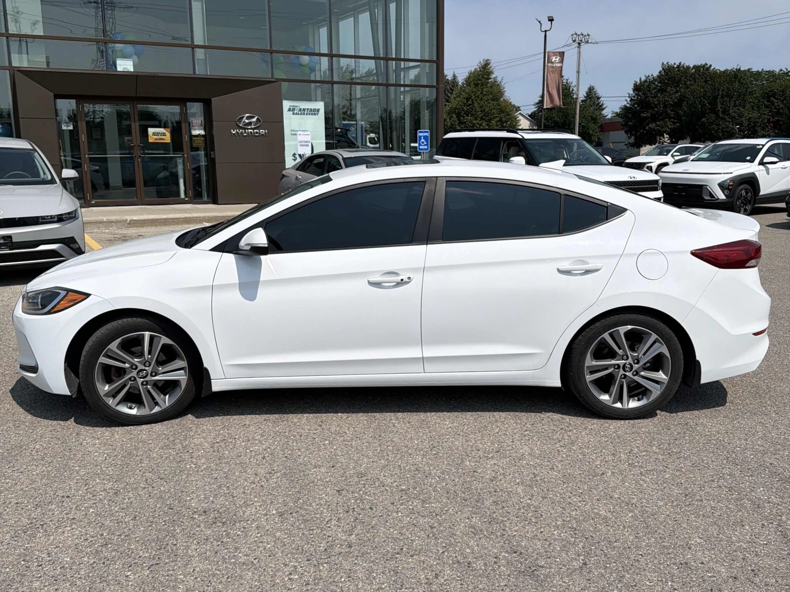 Hyundai Elantra, снимка 2 - Автомобили и джипове - 55703807