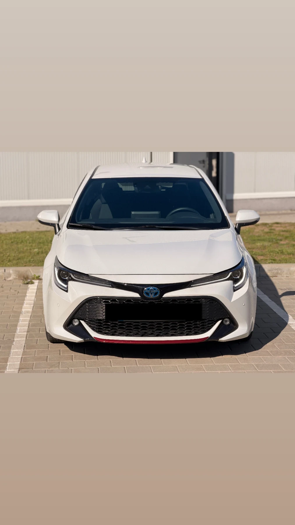 Toyota Corolla 2.0 Hybrid Full, снимка 3 - Автомобили и джипове - 55890071