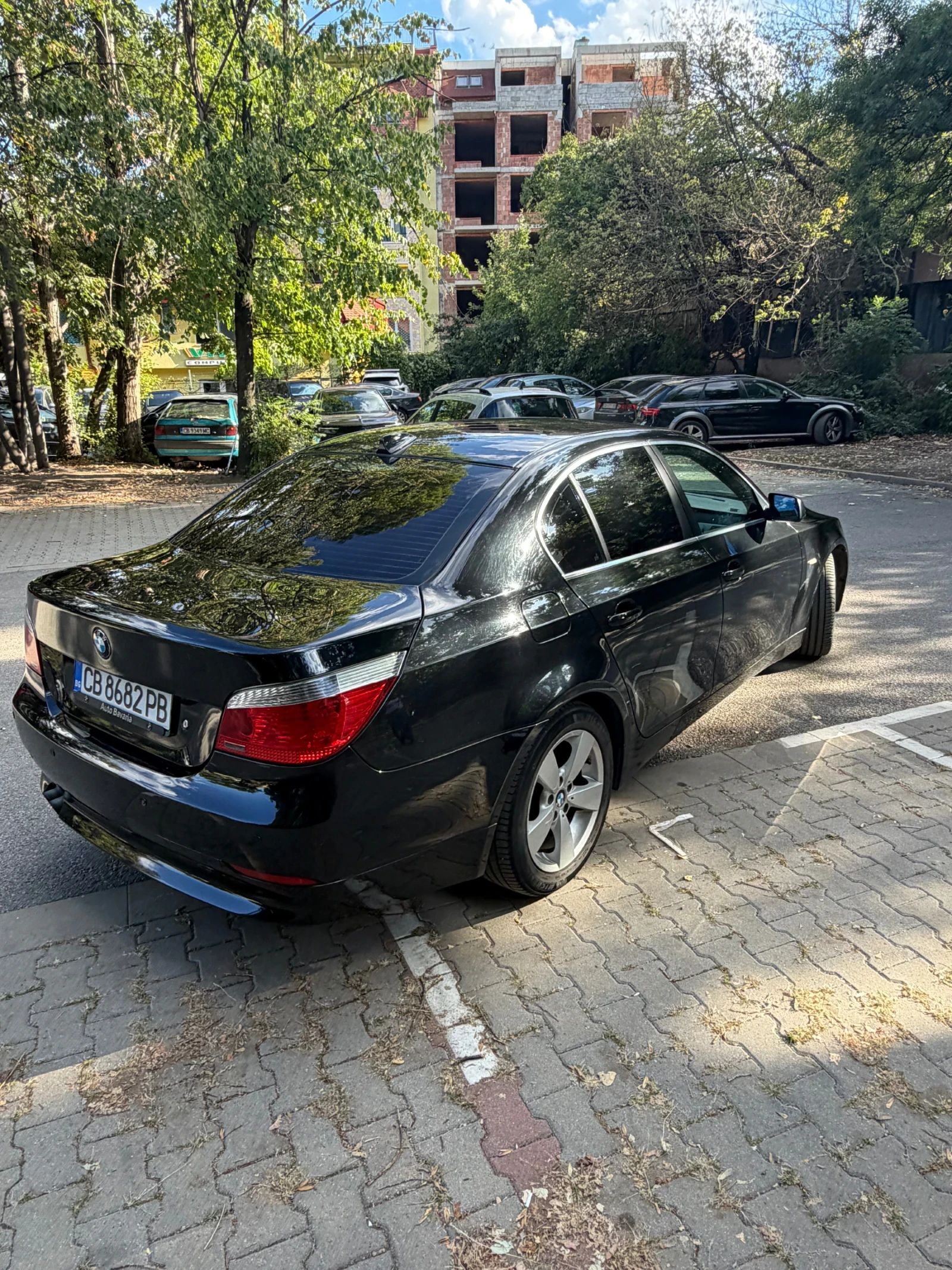 BMW 525 Xi, снимка 3 - Автомобили и джипове - 55962119