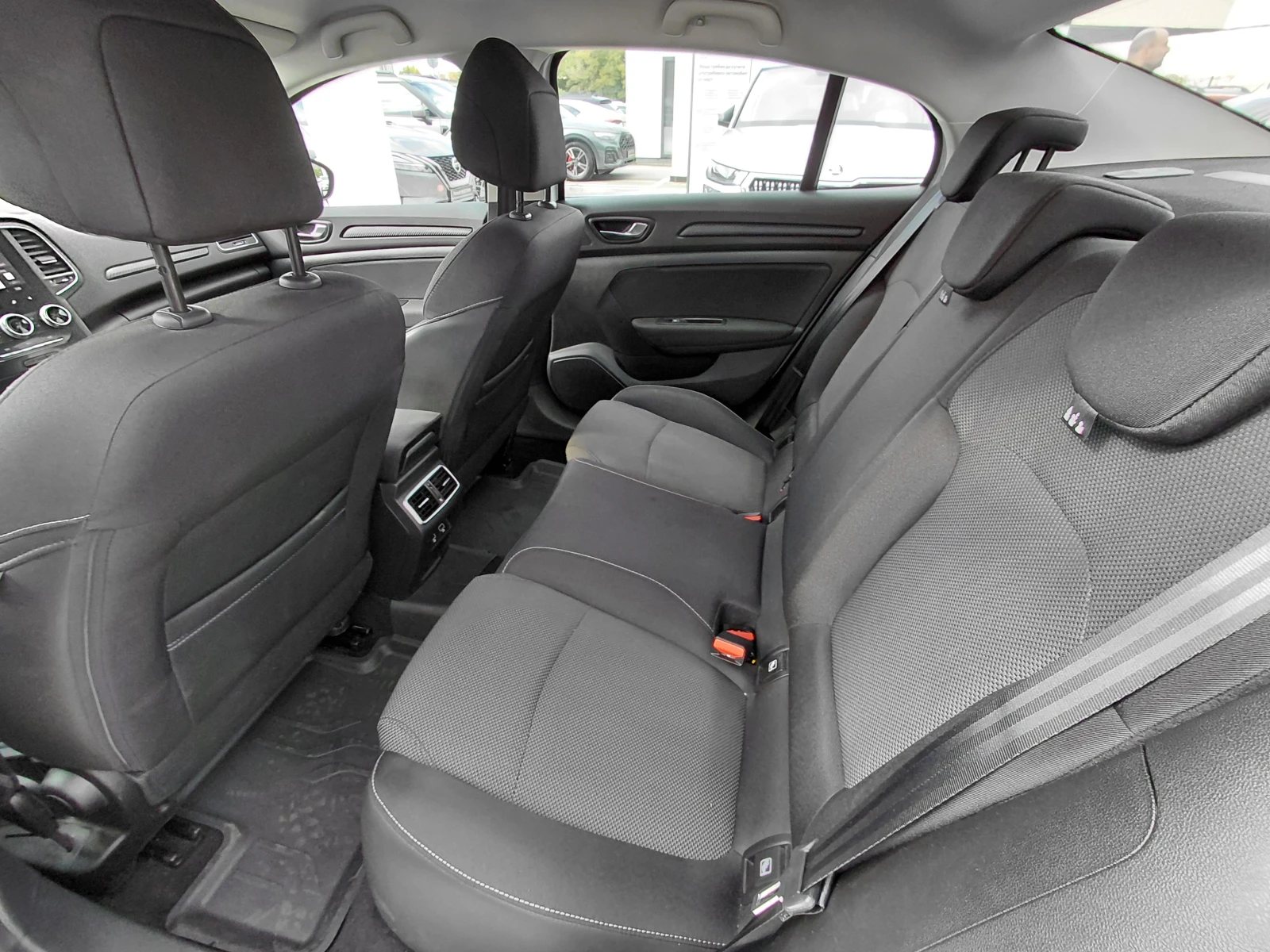 Renault Megane 1.3TCe/140�.�/ZEN | Mobile.bg � ����������� 15