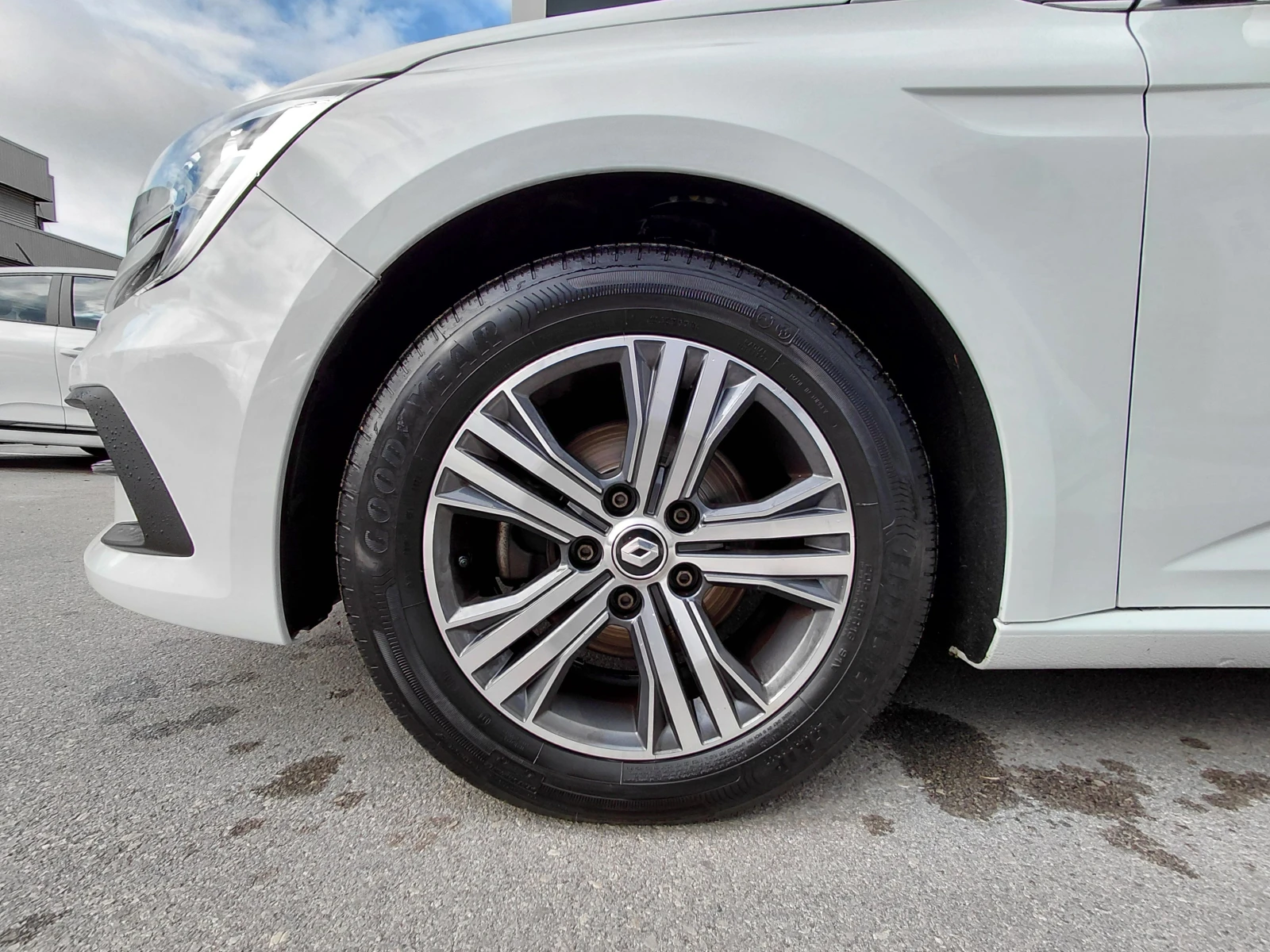 Renault Megane 1.3TCe/140�.�/ZEN | Mobile.bg � ����������� 17
