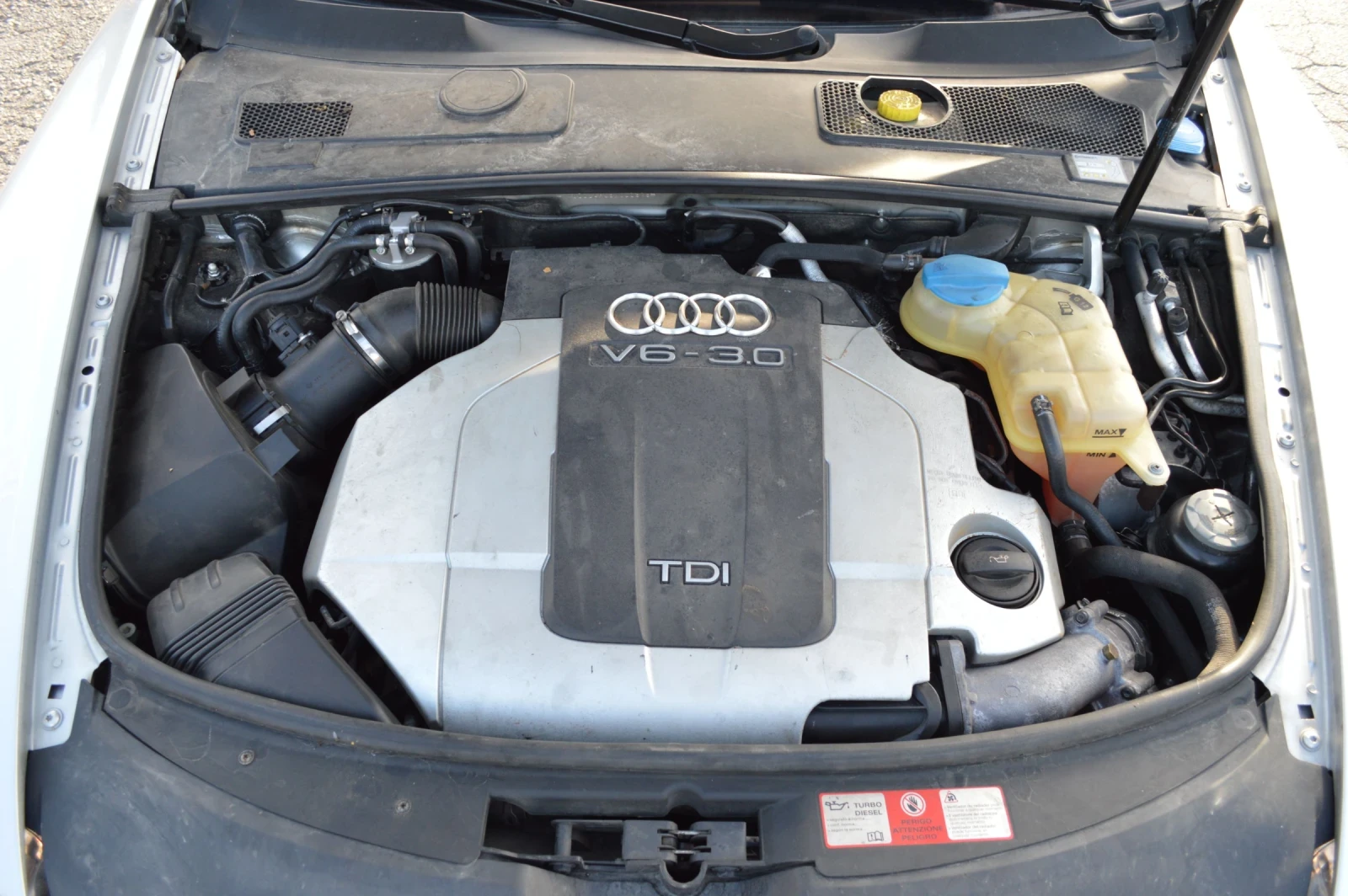 Audi A6 4F 3.0 TDI, снимка 15 - Автомобили и джипове - 56617714