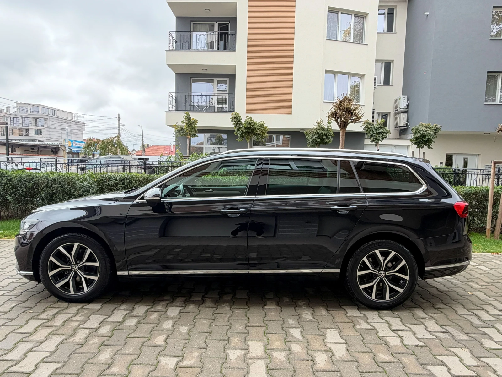 VW Passat FACELIFT-2.0TDI-4X4-AVTOMAT-DIGITAL/COCPIT/PRO-CH , снимка 8 - Автомобили и джипове - 56745447