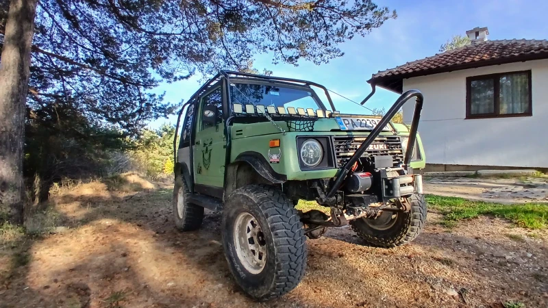 Suzuki Samurai 1.8, снимка 2 - Автомобили и джипове - 47567776