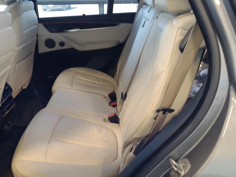 BMW X5 M packet* Harman Kardon* HeadUp, снимка 9 - Автомобили и джипове - 52317985