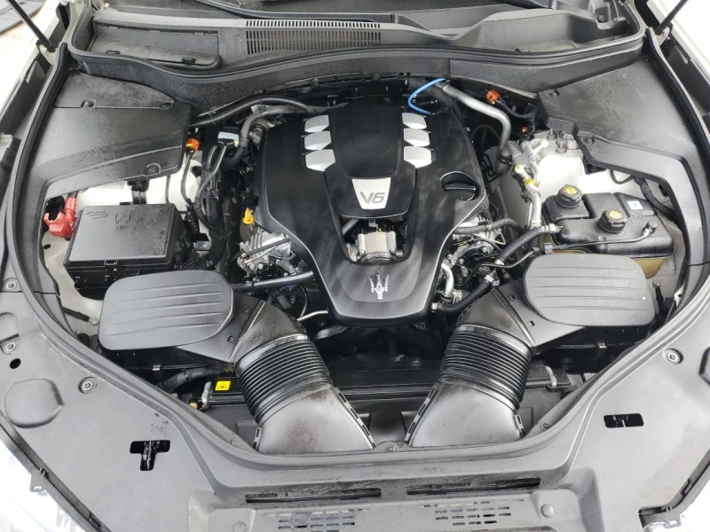 Maserati Levante 3l Base, снимка 12 - Автомобили и джипове - 53248563
