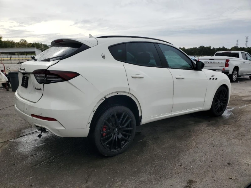 Maserati Levante 3l Base, снимка 3 - Автомобили и джипове - 53248563