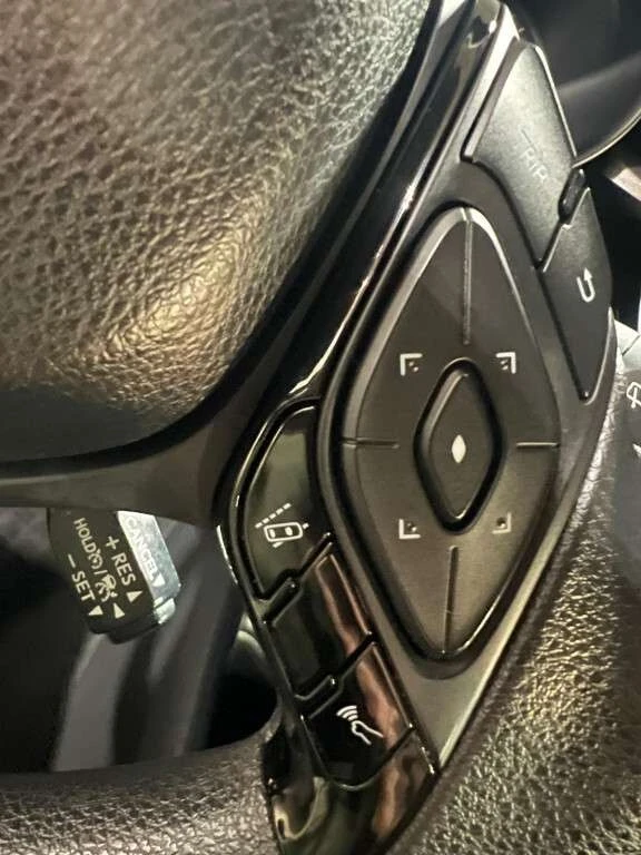 Toyota C-HR * 10 Series * CARFAX * ЦЕНА ДО БГ, снимка 16 - Автомобили и джипове - 53213353