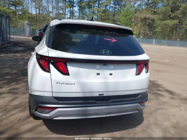 Hyundai Tucson * SEL* КОЖА* ПОДГРЕВ* КАМЕРА* NAVI* , снимка 14 - Автомобили и джипове - 54903328