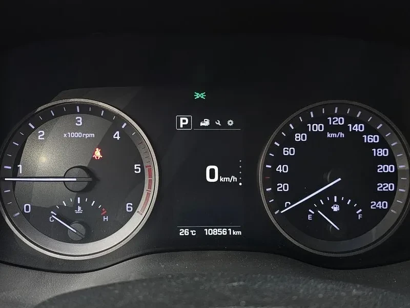 Hyundai Tucson 1.7D 2WD MODERN, снимка 8 - Автомобили и джипове - 56160085