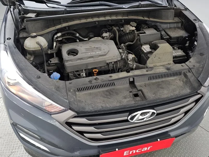 Hyundai Tucson 1.7D 2WD MODERN, снимка 6 - Автомобили и джипове - 56160085
