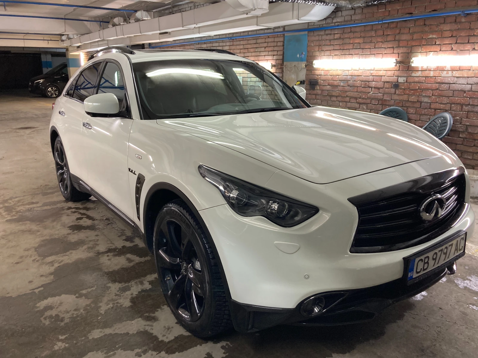 Infiniti QX70  - изображение 4