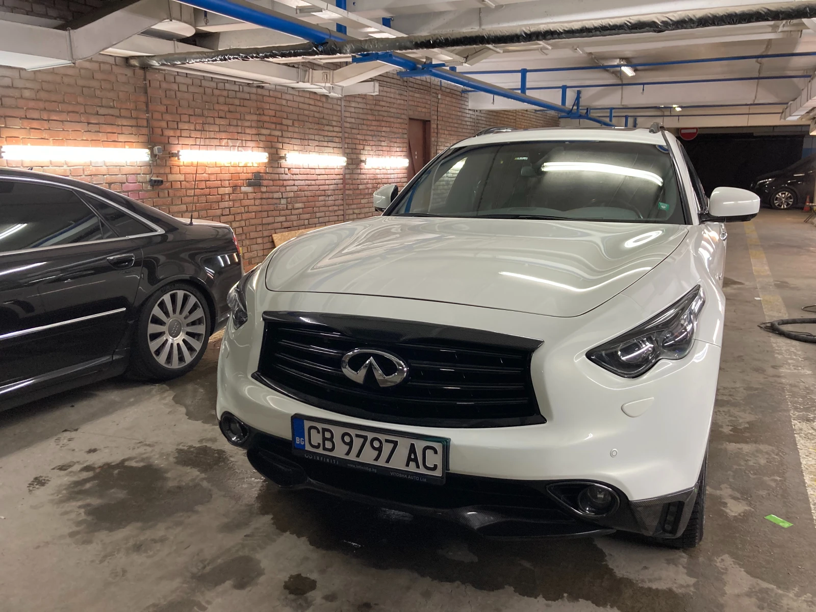 Infiniti QX70  - изображение 2