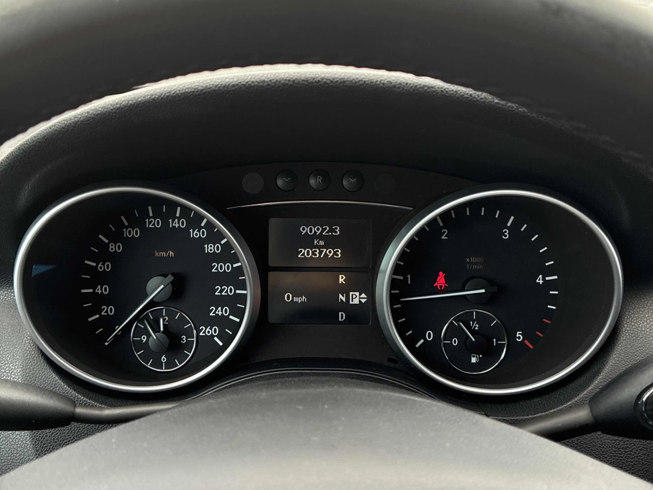 Mercedes-Benz ML 350  - изображение 4