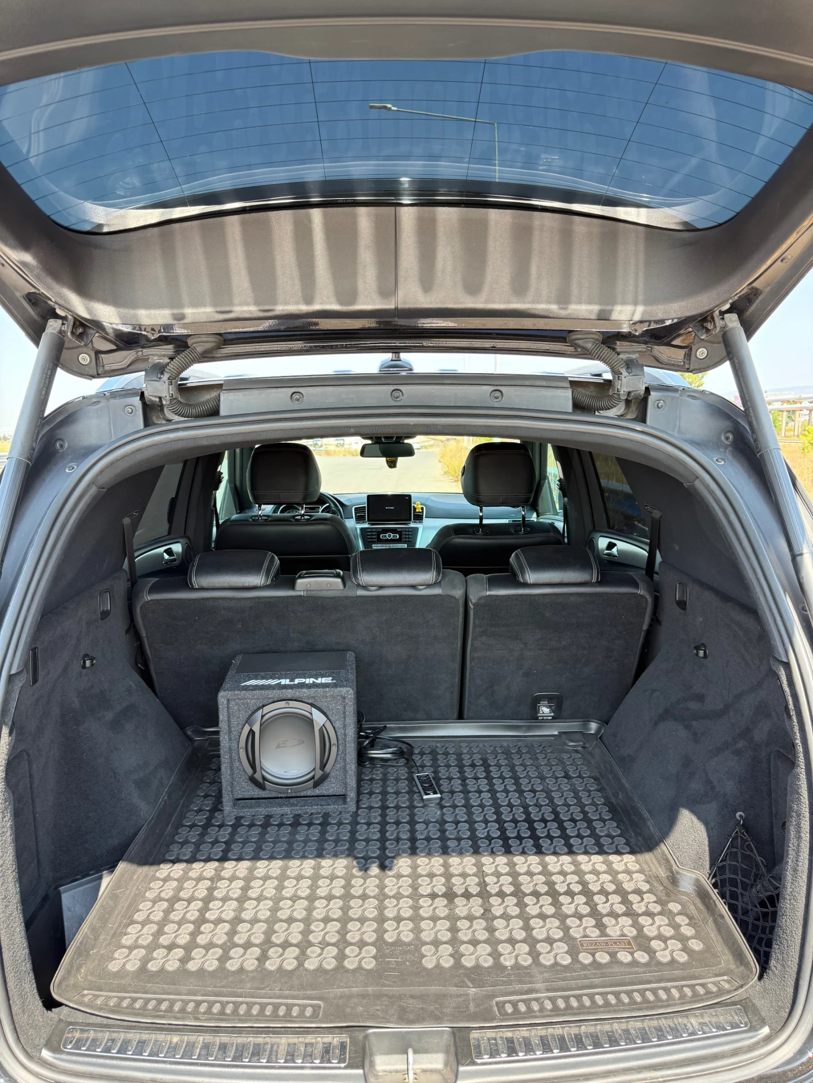 Mercedes-Benz ML 350  - изображение 6