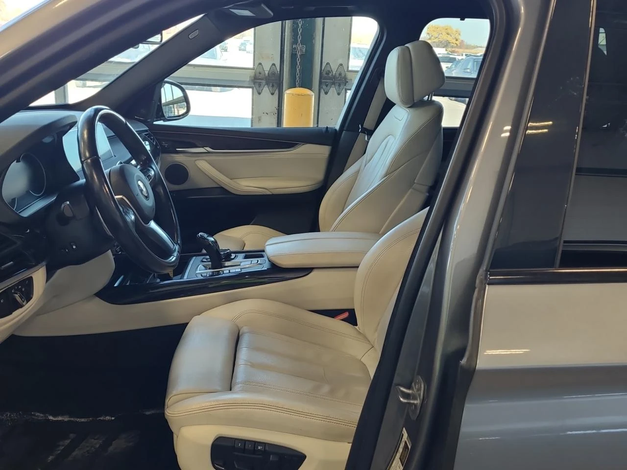 BMW X5 M packet* Harman Kardon* HeadUp - изображение 5