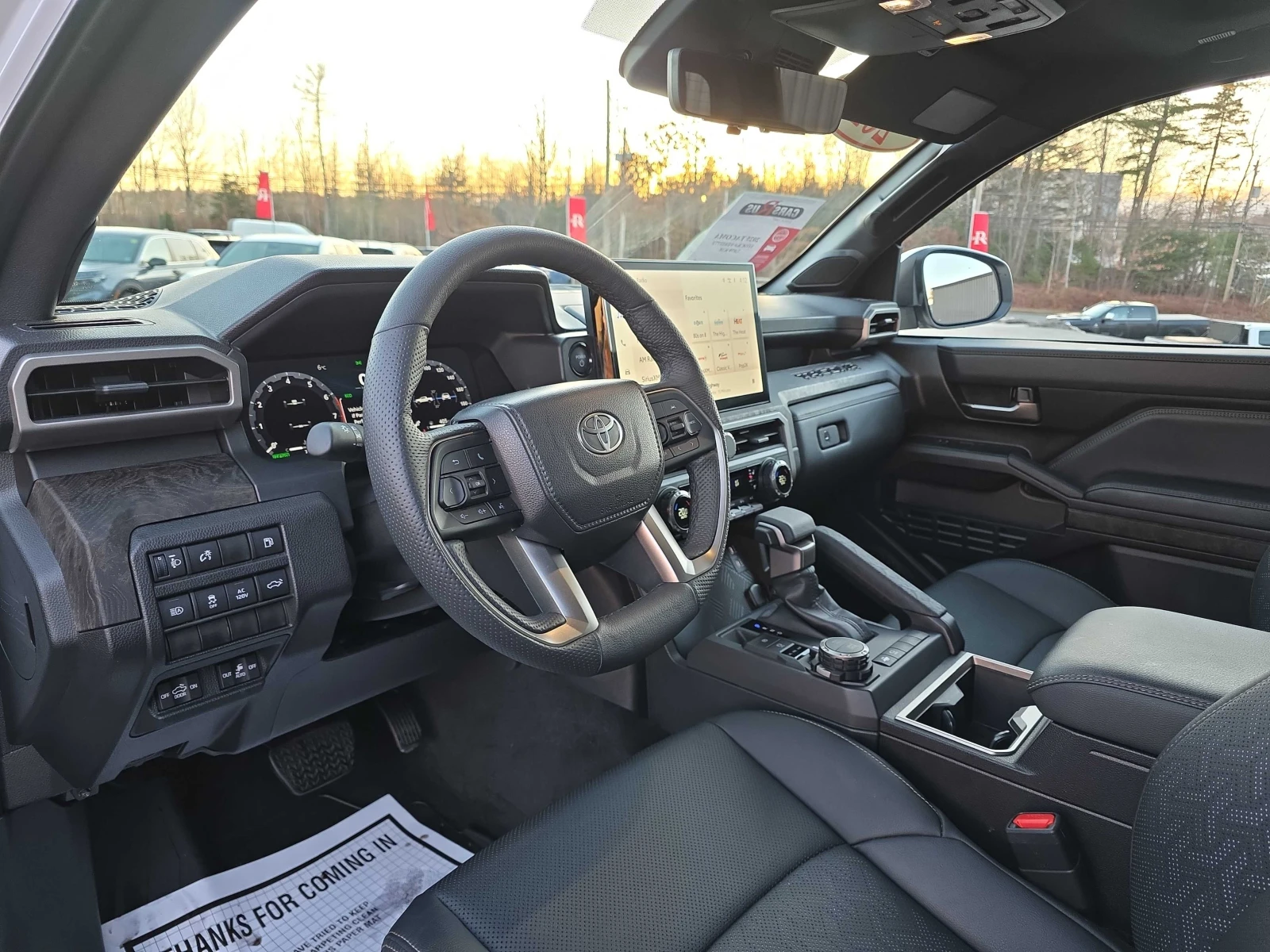 Toyota Tacoma HYBRID * * CARFAX * * АВТО КРЕДИТ * *  - изображение 7