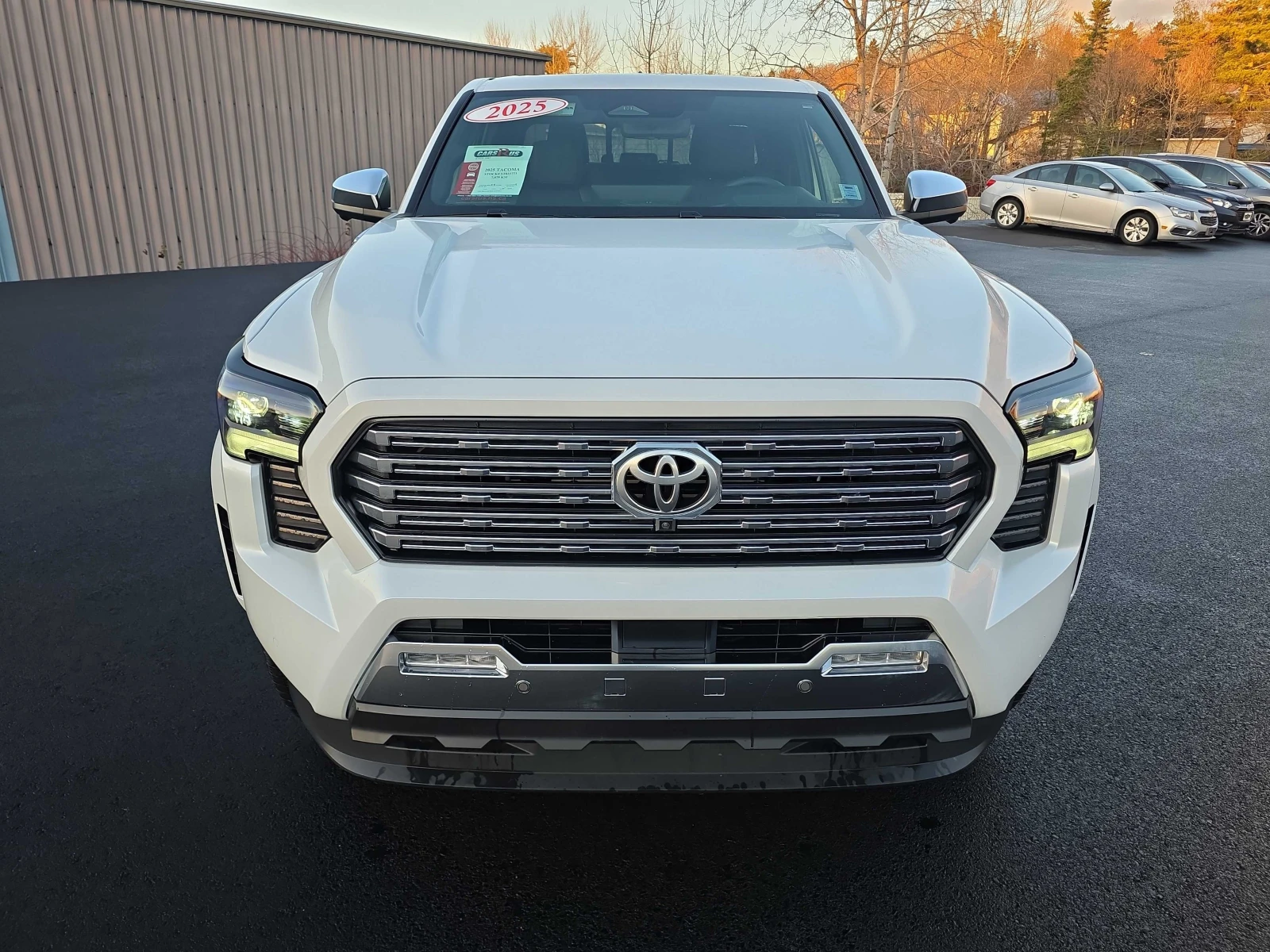 Toyota Tacoma HYBRID * * CARFAX * * АВТО КРЕДИТ * *  - изображение 2