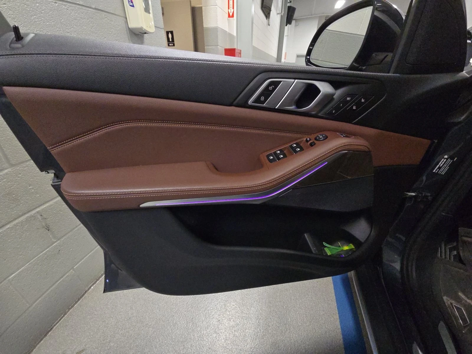 BMW X5 xDrive40i | МАСАЖ | Head-Up | ОБДУХВАНЕ   - изображение 9