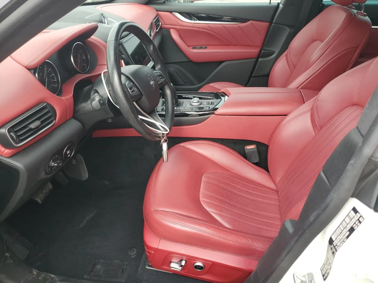 Maserati Levante 3l Base - изображение 7