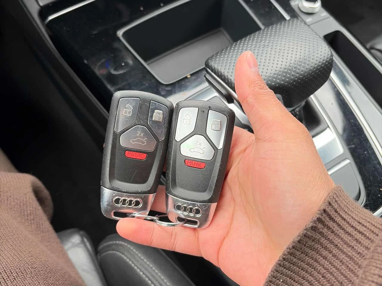 Audi Q5 S LINE /Progressiv/ДИСТРОНИК/Пано/2 КЛЮЧА/Подгрев, снимка 9 - Автомобили и джипове - 54001343