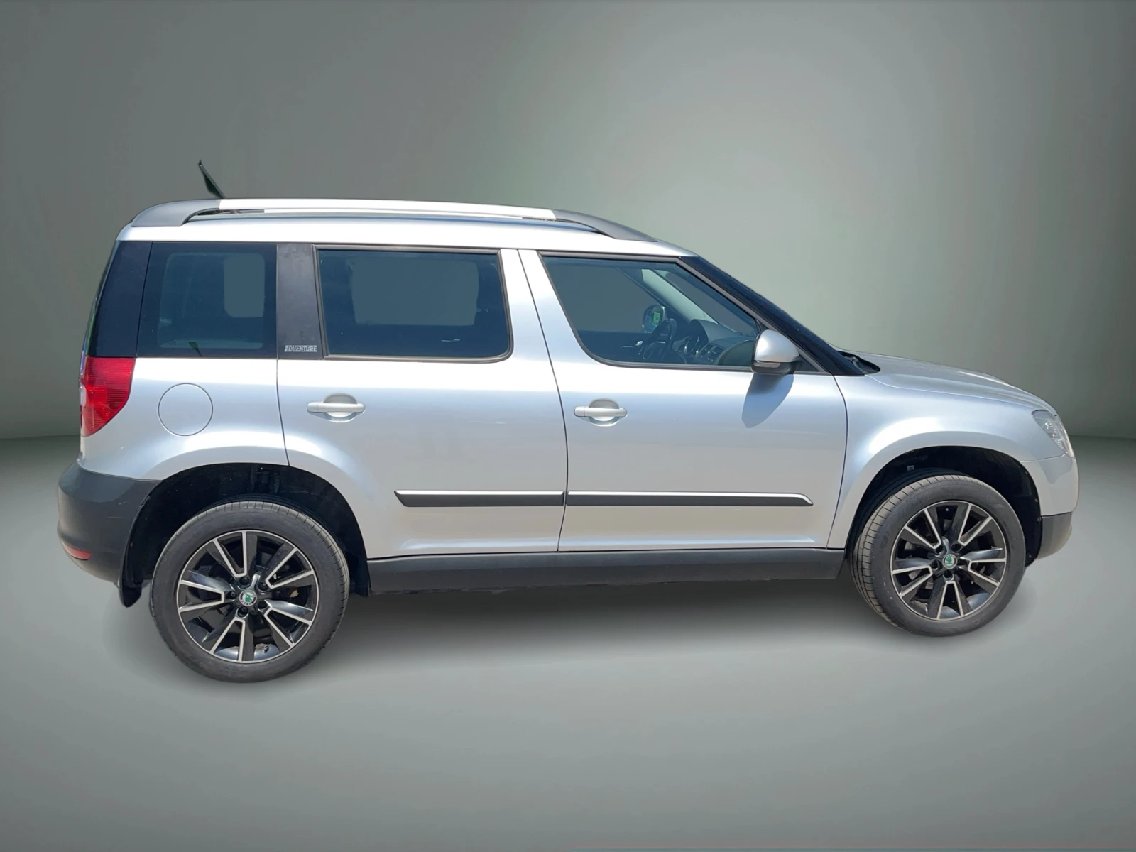 Skoda Yeti 2, 0 TDI 6DSG 4X4, снимка 6 - Автомобили и джипове - 54978279